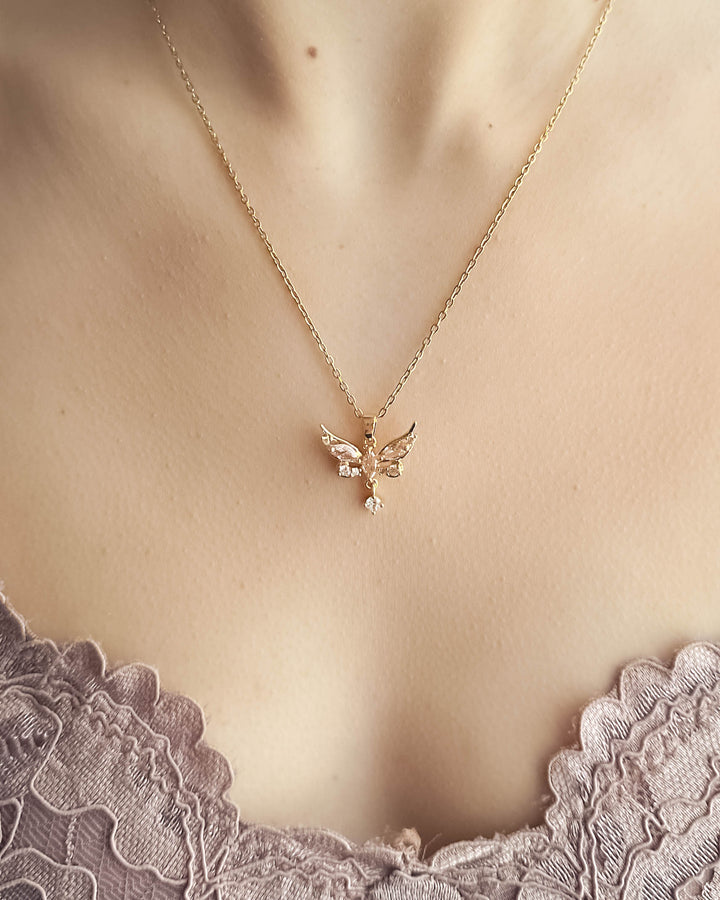 Collier Papillon Rosa